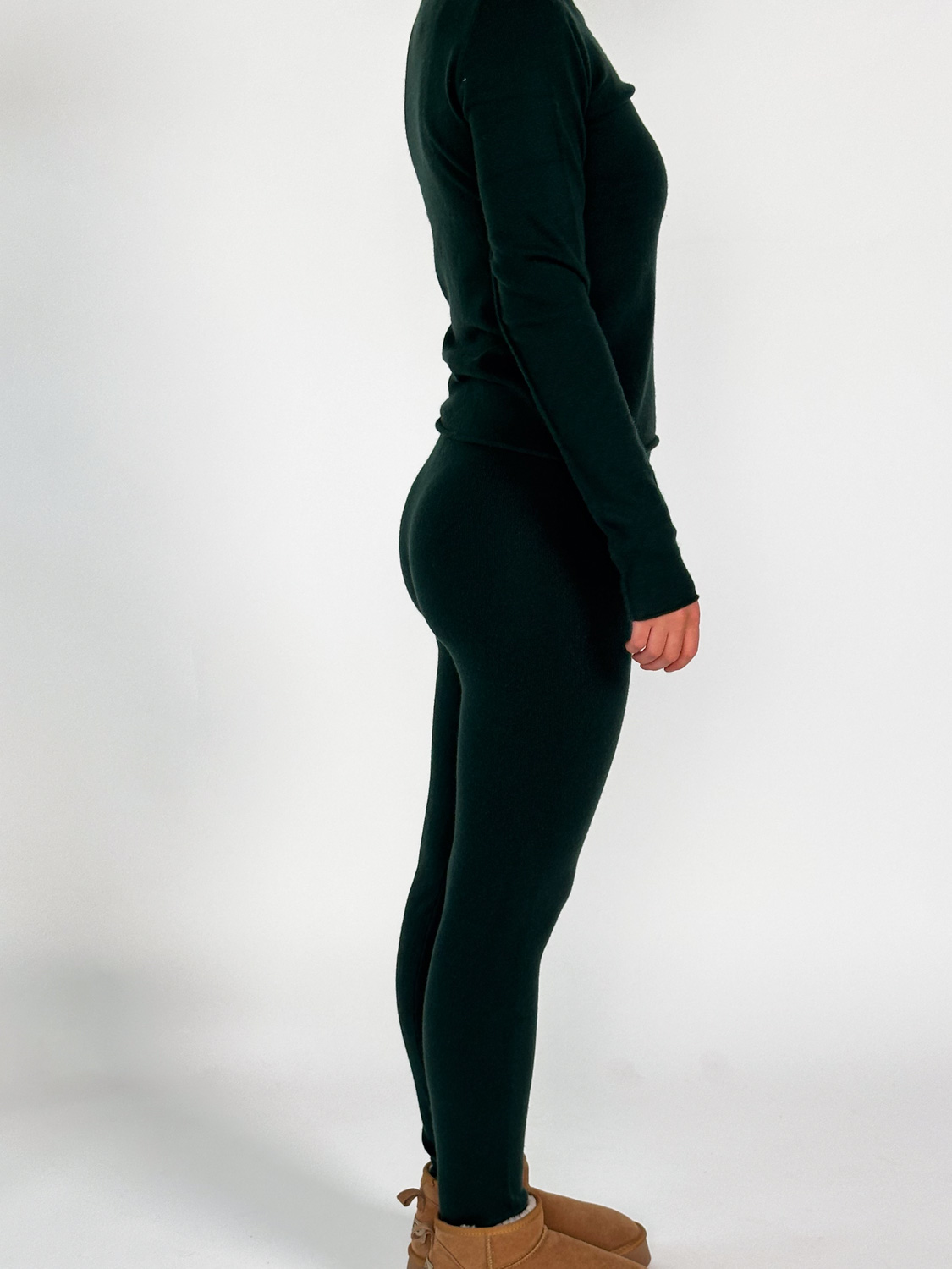 Extreme Cashmere N°372 Beat – slim trousers made from a cashmere blend  green One Size