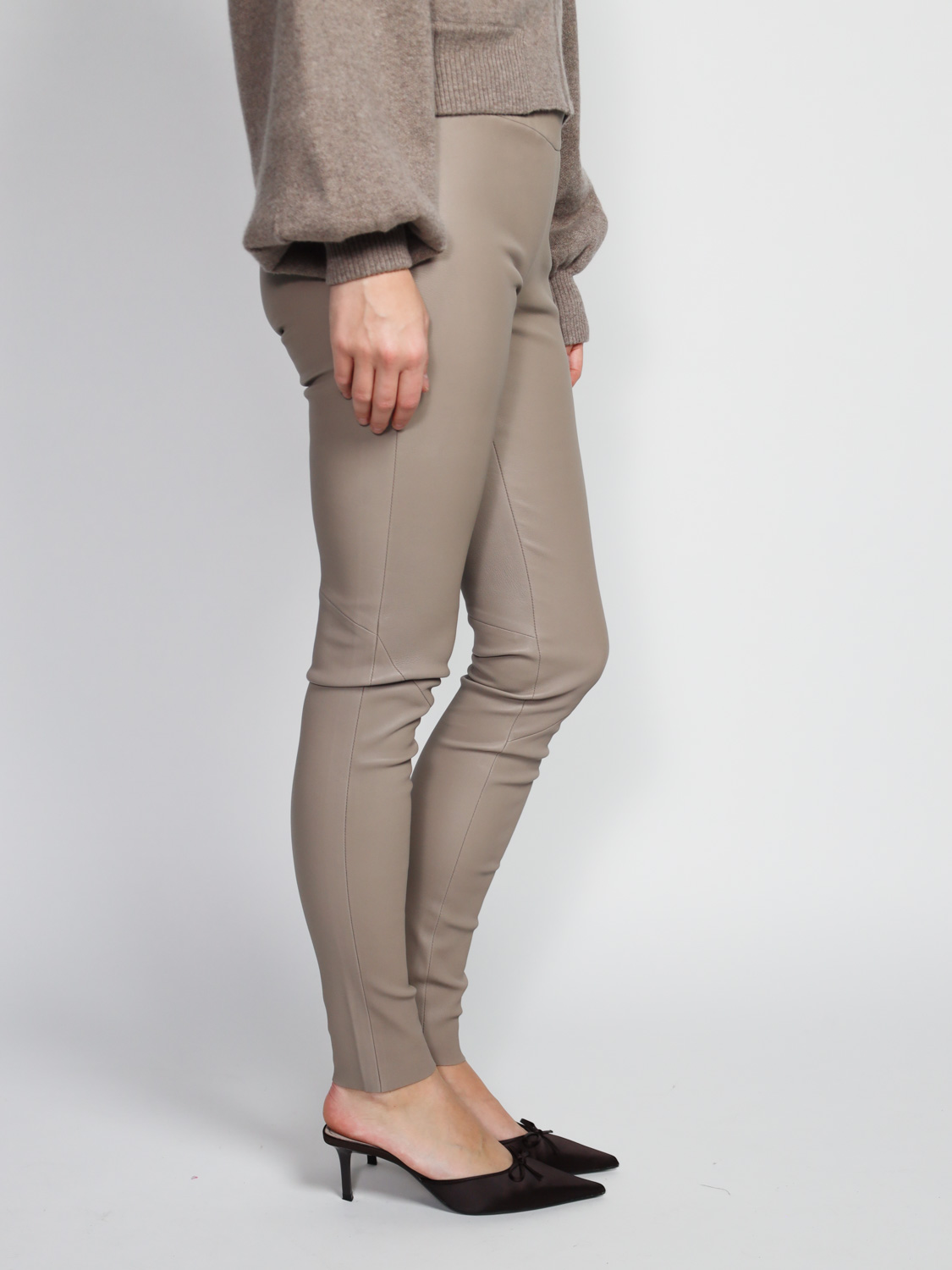 Arma Roche Stretch Plonge – Leder Leggings   taupe 38