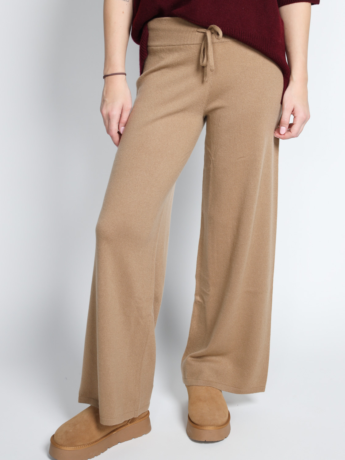 Lisa Yang Sofi – flowing cashmere trousers  camel XS/S