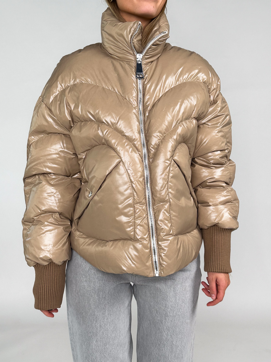 khrisjoy Corazon – Shiny down jacket  beige XS/S