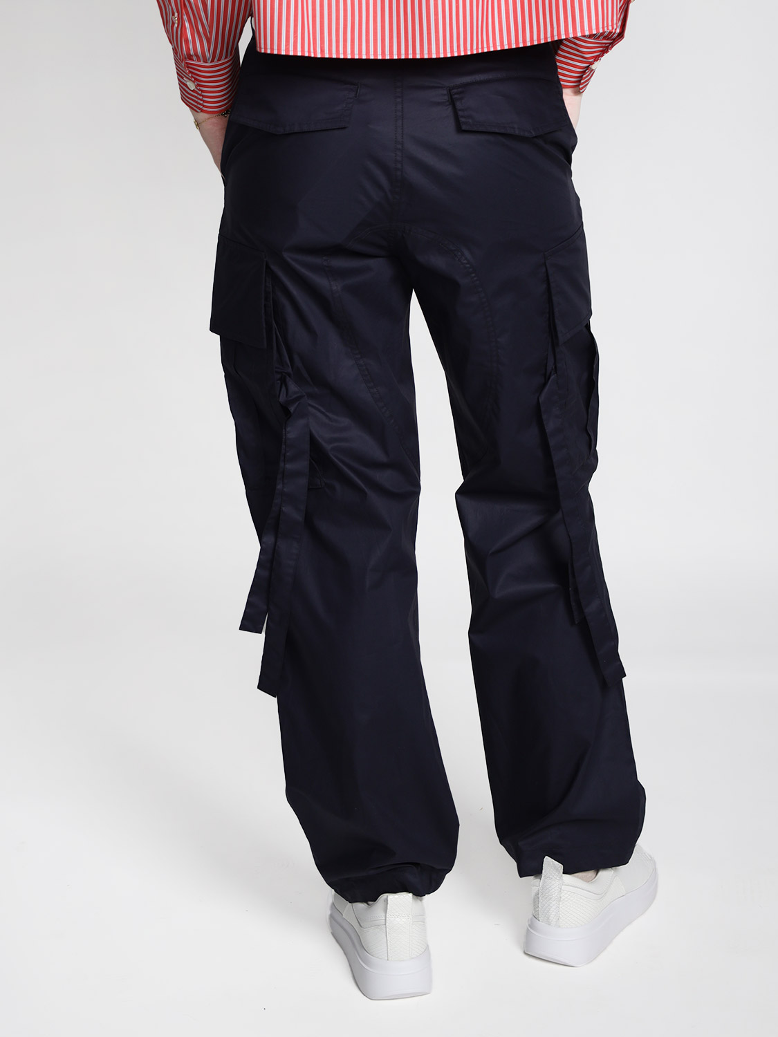 Darkpark Saint - Hose mit Perlenanhänger navy 44