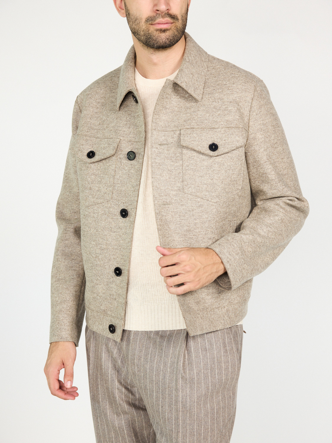 Harris Wharf London Hemdjacke aus gewalkter Wolle beige 48