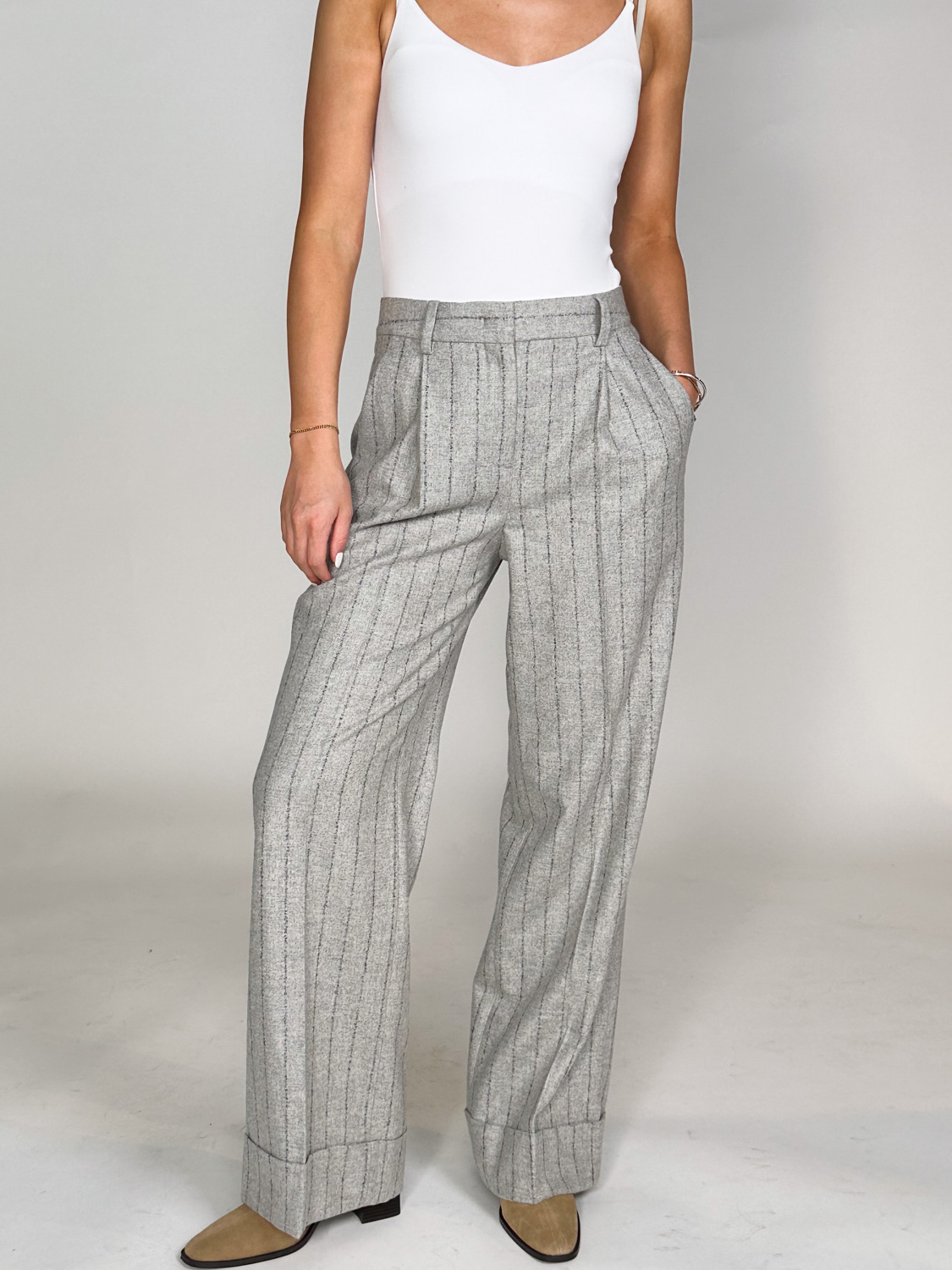 Lorena Antoniazzi Trousers in a classic pinstripe pattern  grey 36