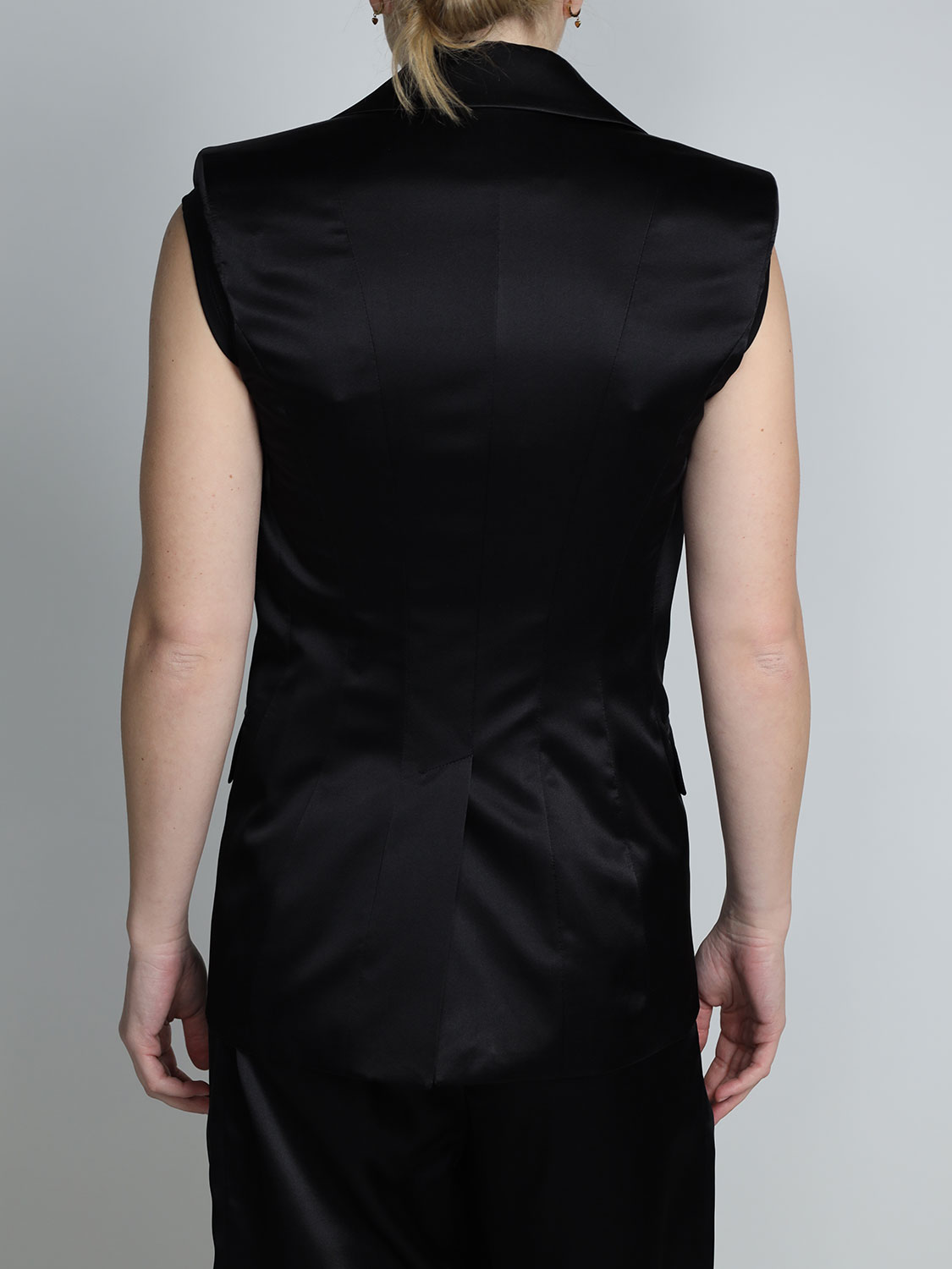 Nina Ricci Sleeveless blazer in satin  black 34