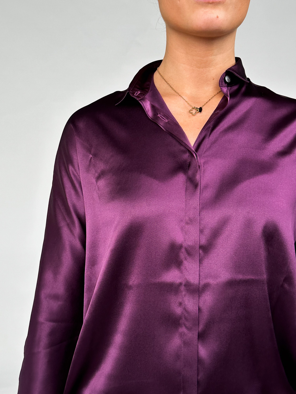 Blooming Argordo – Stretchige Seidenbluse    morado 34