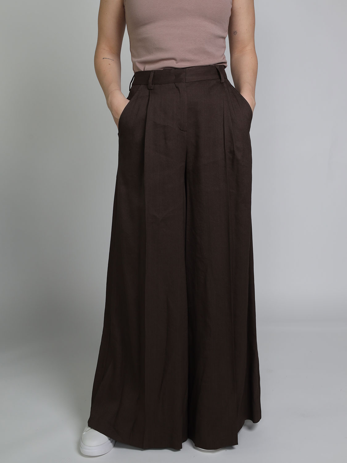 Lorena Antoniazzi Pants with wide leg   brown 34