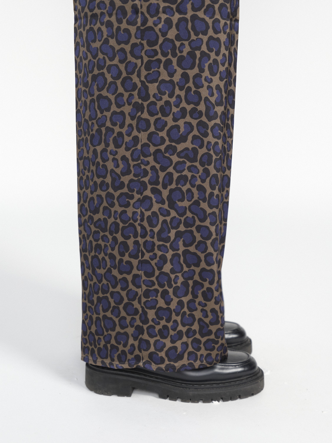 SIYU Lockere Hose mit Animal Print   multicolor 36