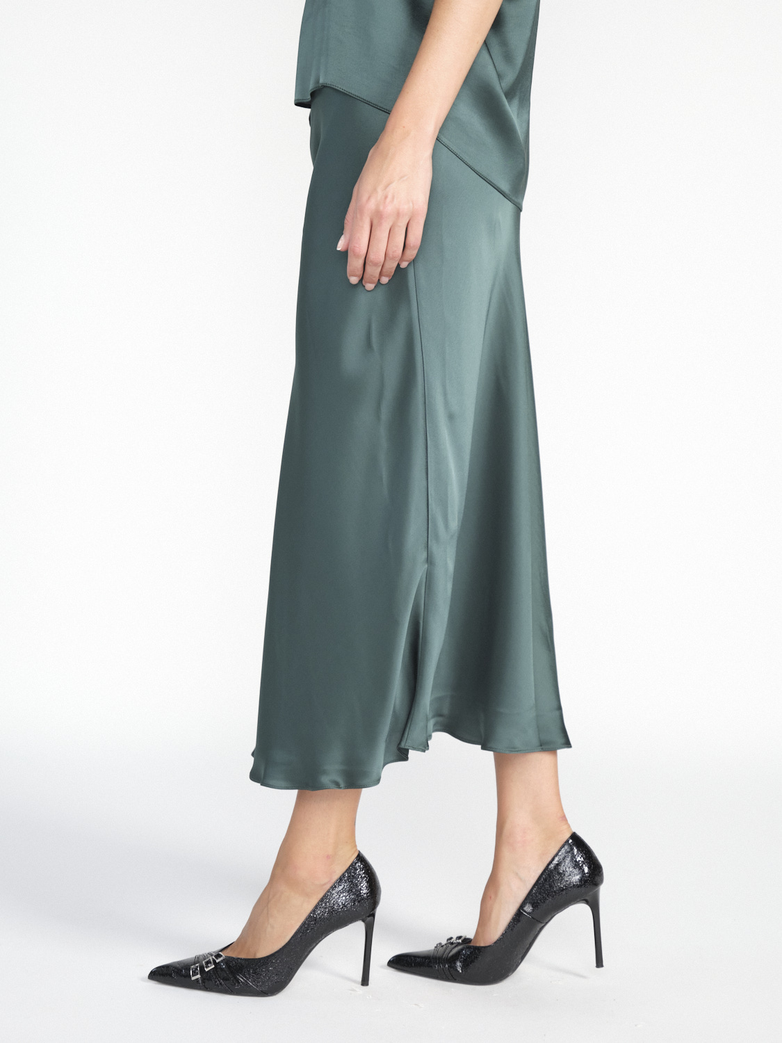 SIYU Liso's skirt made of viscose  green 38