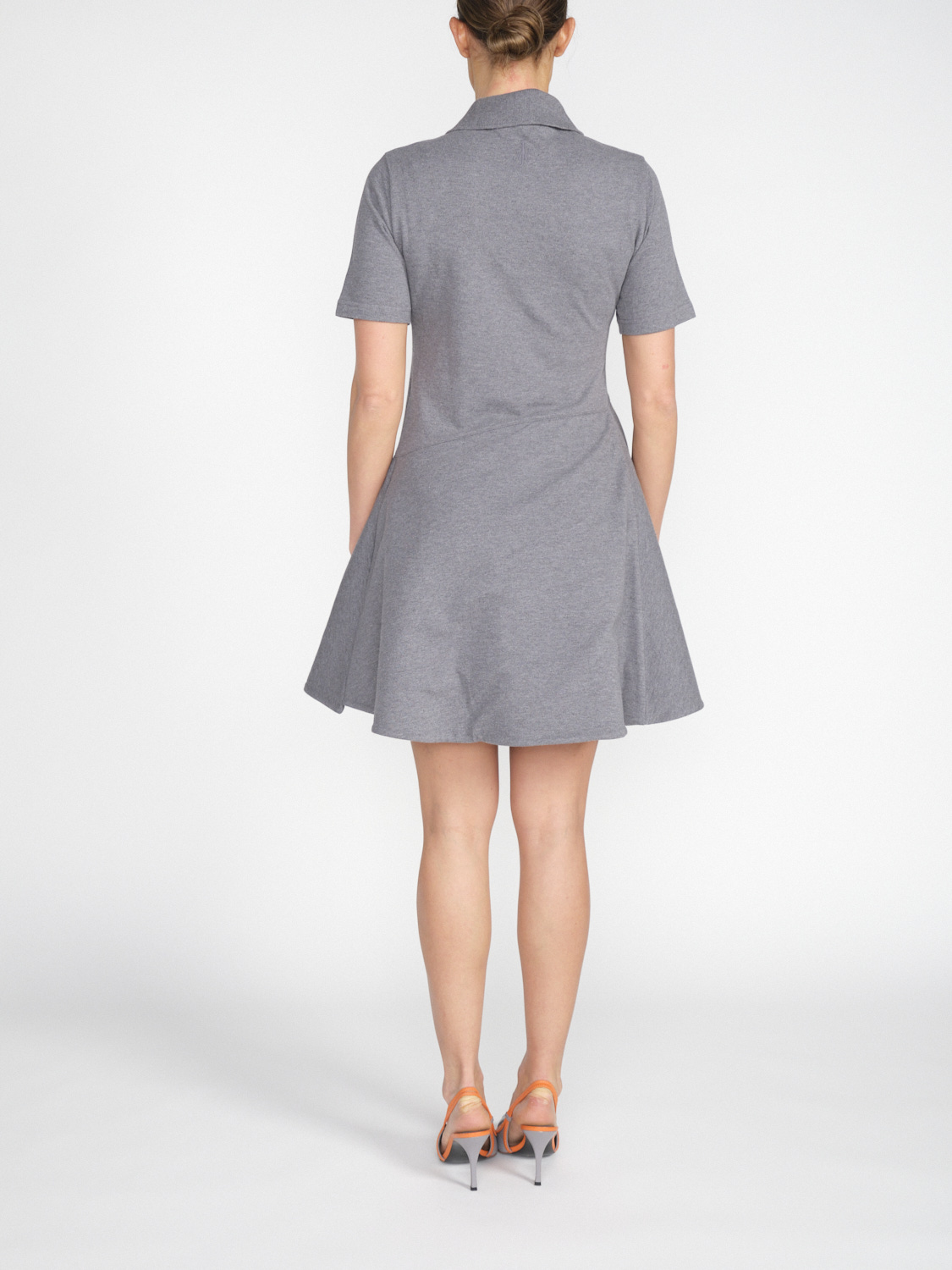 JW Anderson Asymmetric Polo Dress – Kurzärmliges Minikleid aus Baumwolle   grau XS