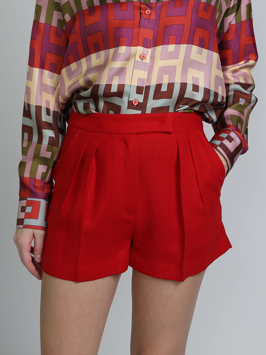 Lorena Antoniazzi Linen shorts  red 34