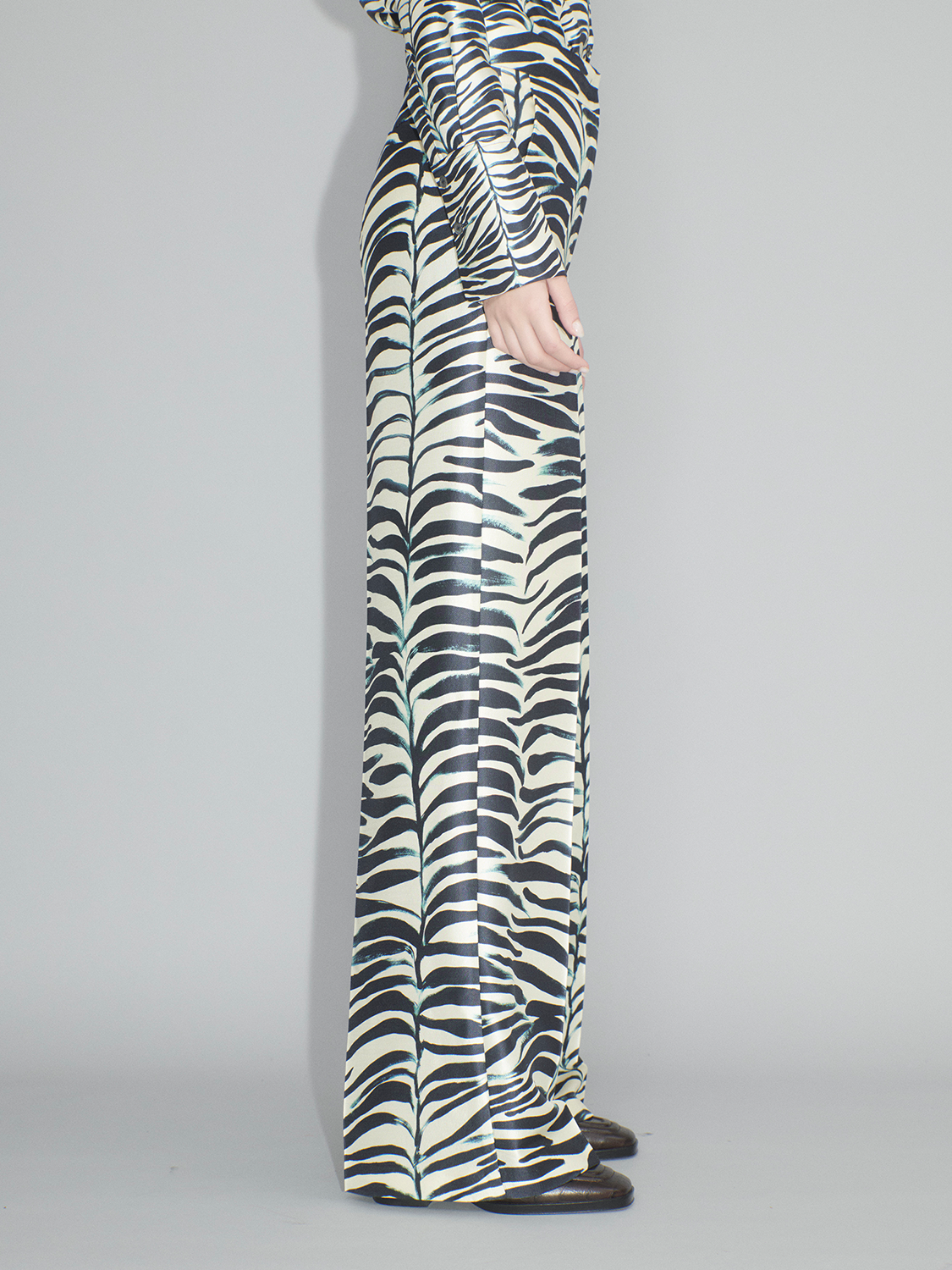 Odeeh Trousers with zebra print  multi 36