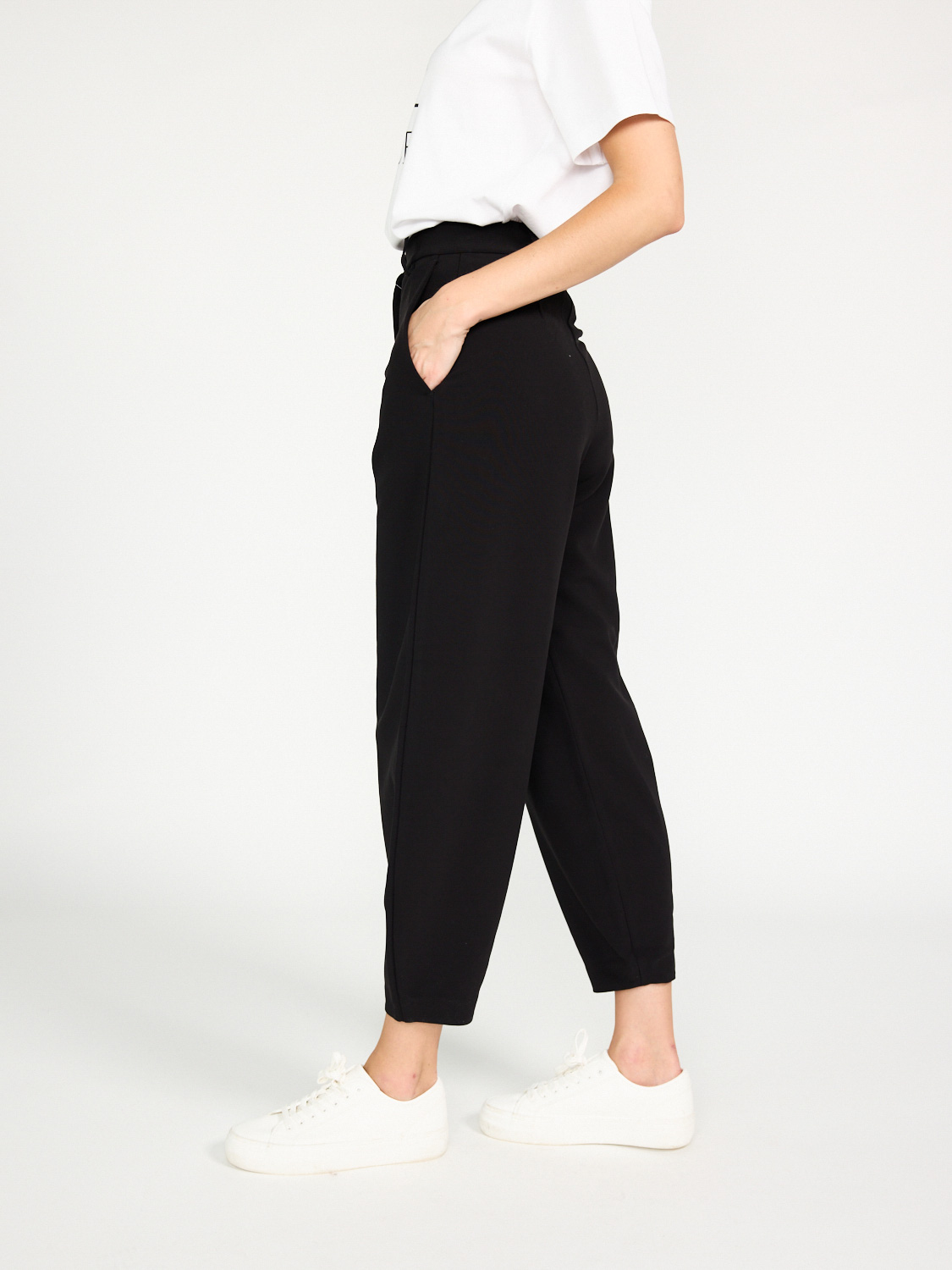 By Malene Birger Carlien – Hose aus Wolle   negro 34