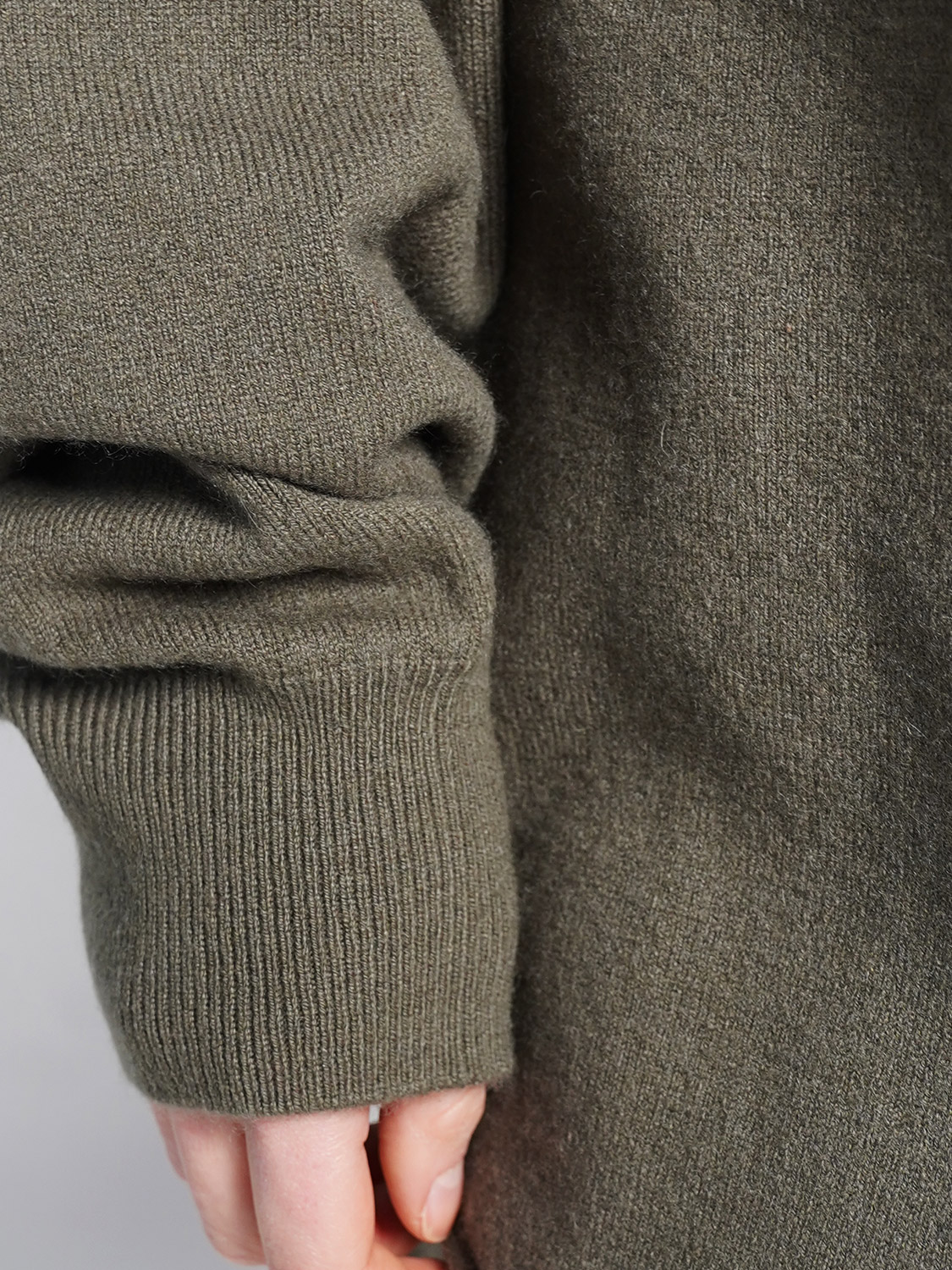 Extreme Cashmere N°53 Crew Hop – Oversized cashmere sweater  khaki One Size