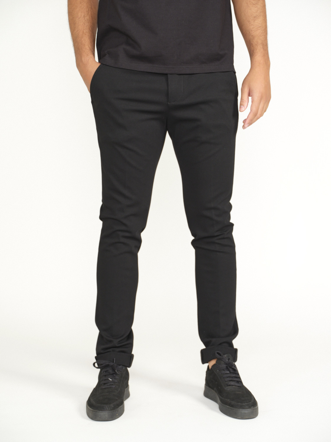 Pantalon avec pli suggéré  black 33