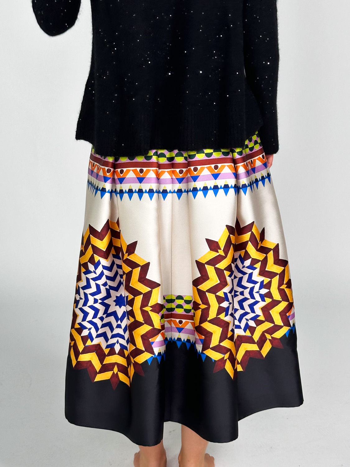 Maison Common Pleated medi skirt with pattern  multi 36