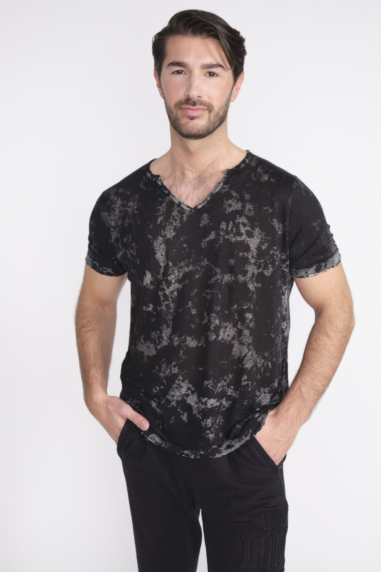 Avant Toi Maglia Serafino - T-shirt with batik pattern black M