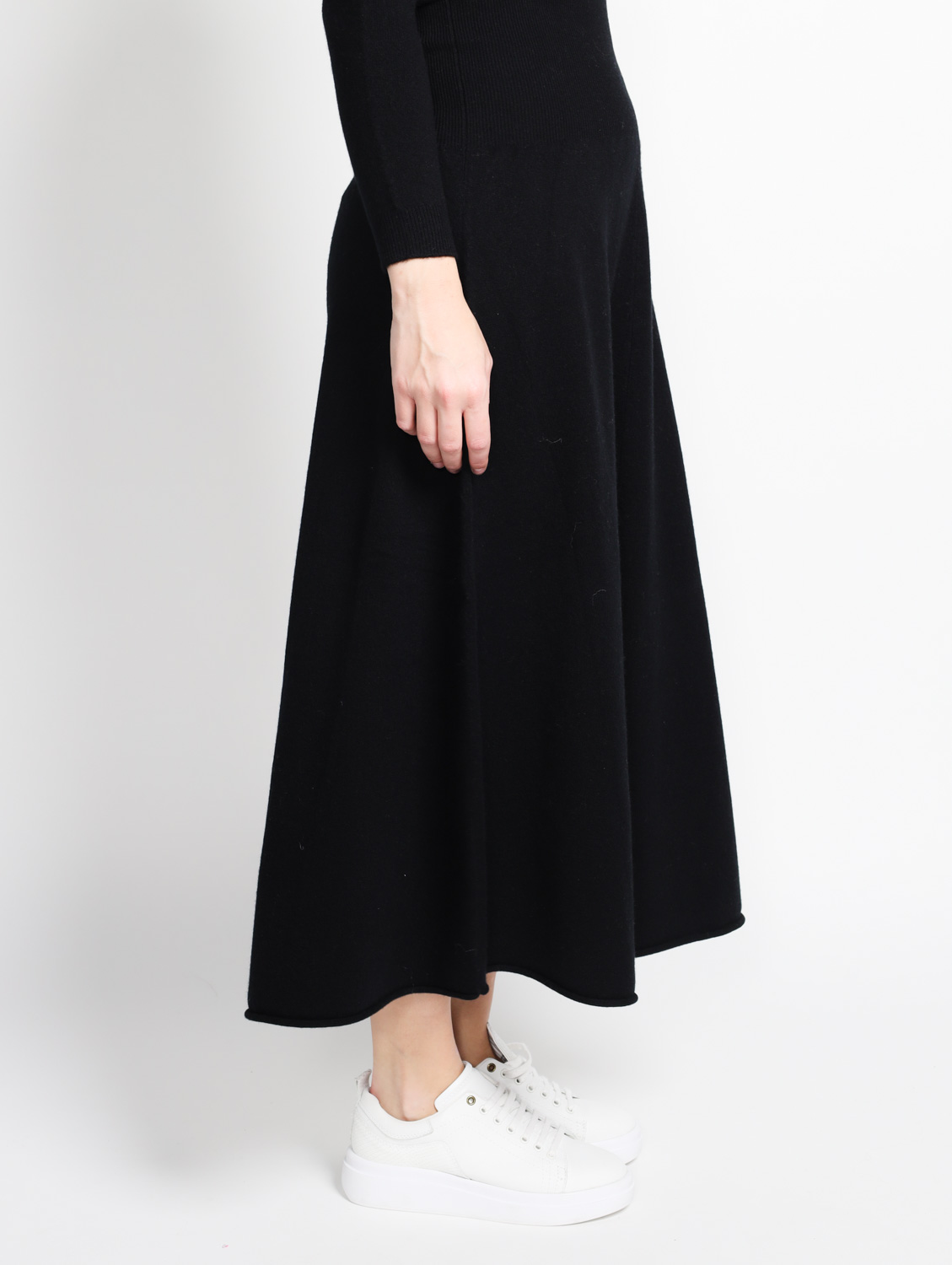 Extreme Cashmere N°388 Ease - Cashmere maxi skirt   black One Size