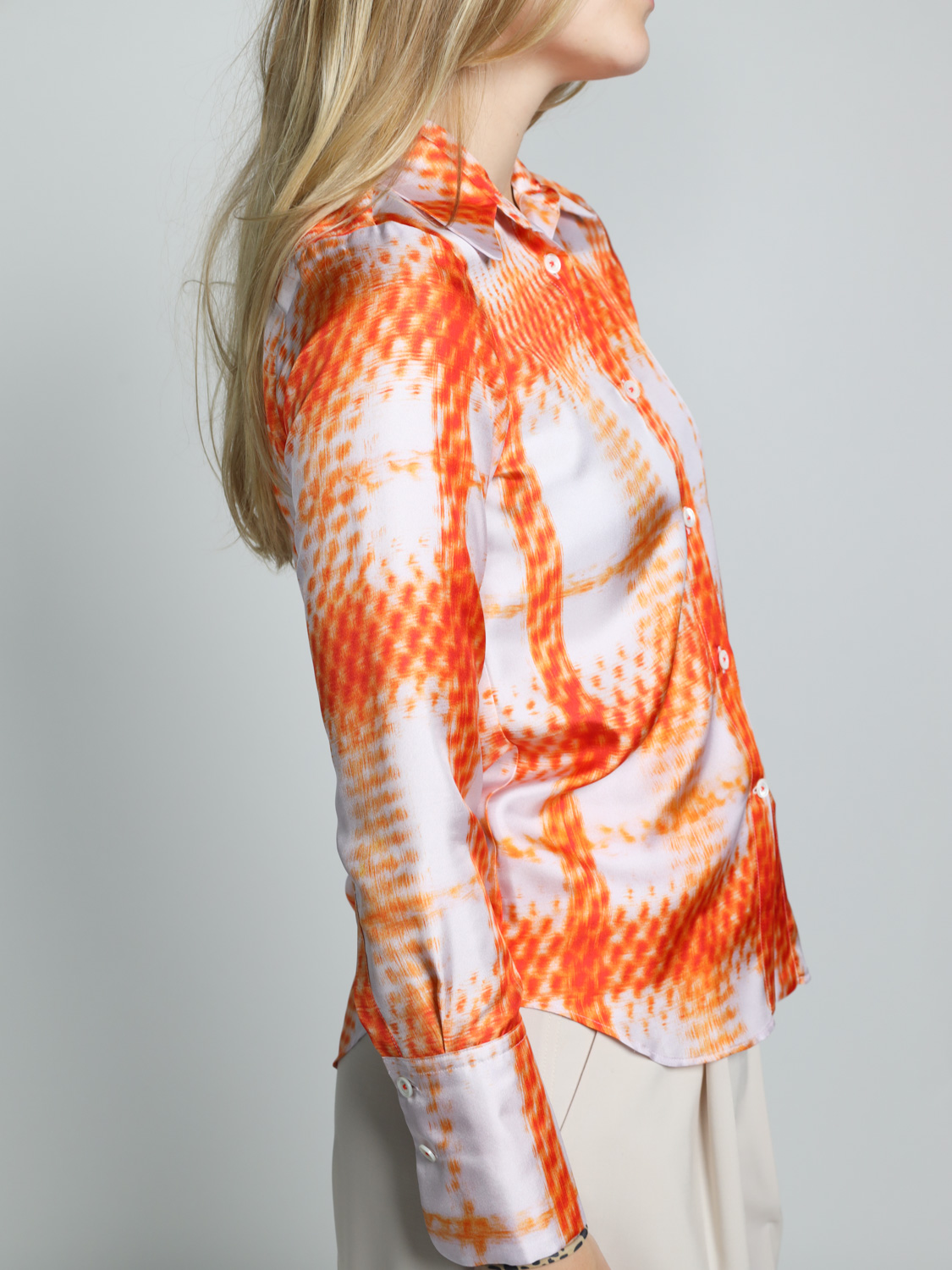 Odeeh Seiden-Bluse mit getupftem Muster orange 34