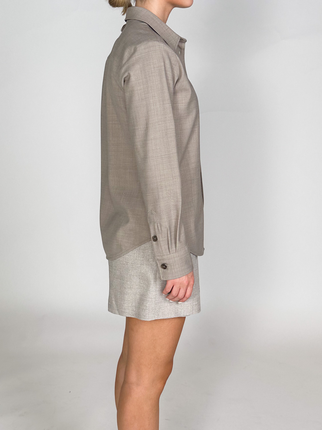 Lorena Antoniazzi Classic shirt with a tailored cut  grey 34