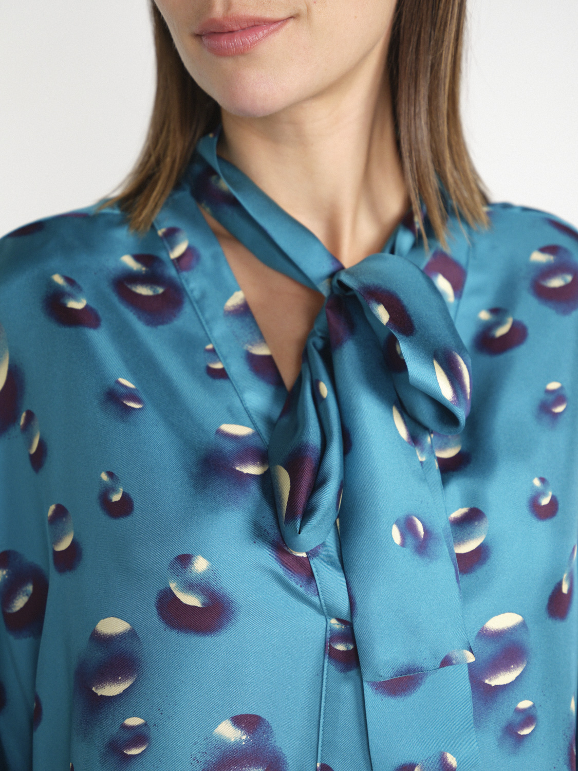 Odeeh Silk blouse with teardrop design  türkis 34