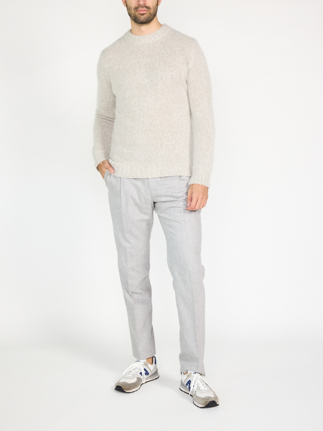 PT Torino Soft fit trousers made from a virgin wool-cashmere mix  hellgrau 48