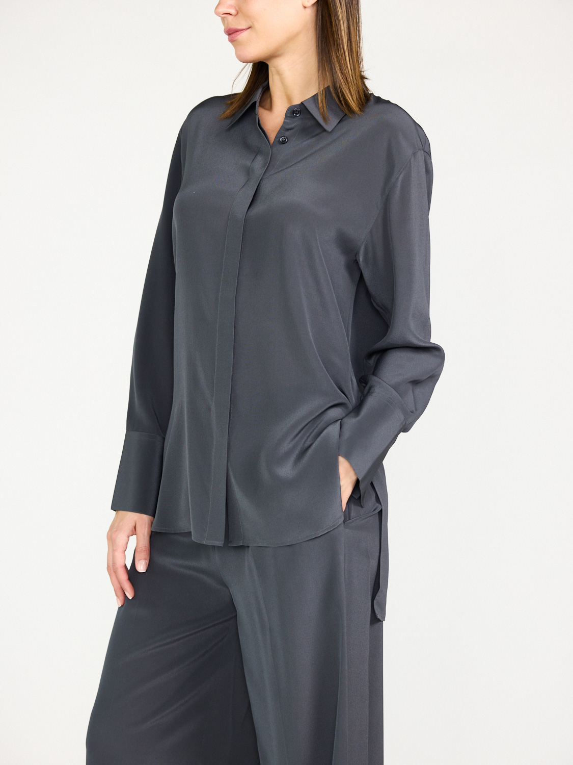 Joseph Bold – Silk crepe blouse  grey 36