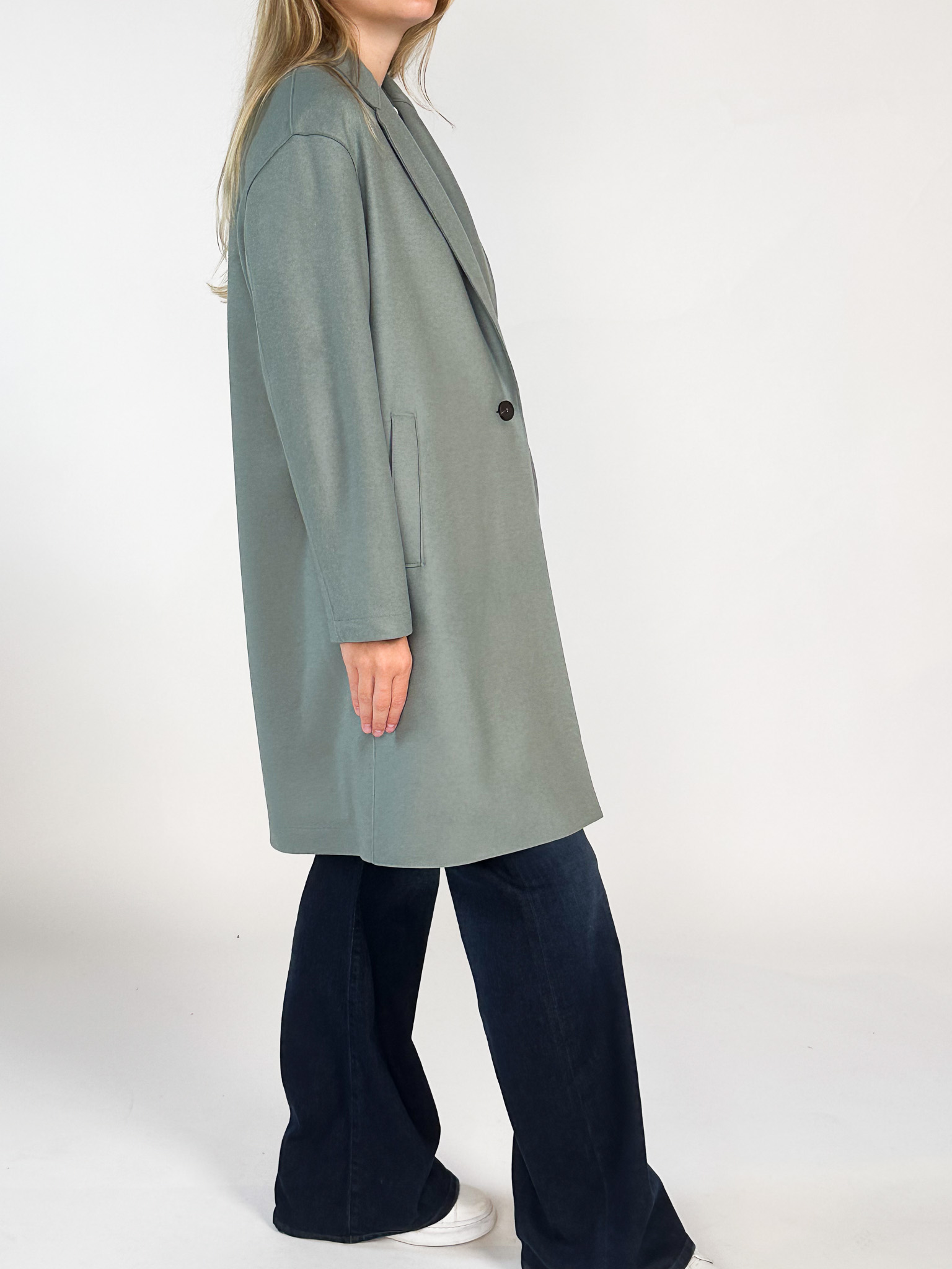 Harris Wharf London Cropped Coach Jacke aus Schurwolle   menta 38