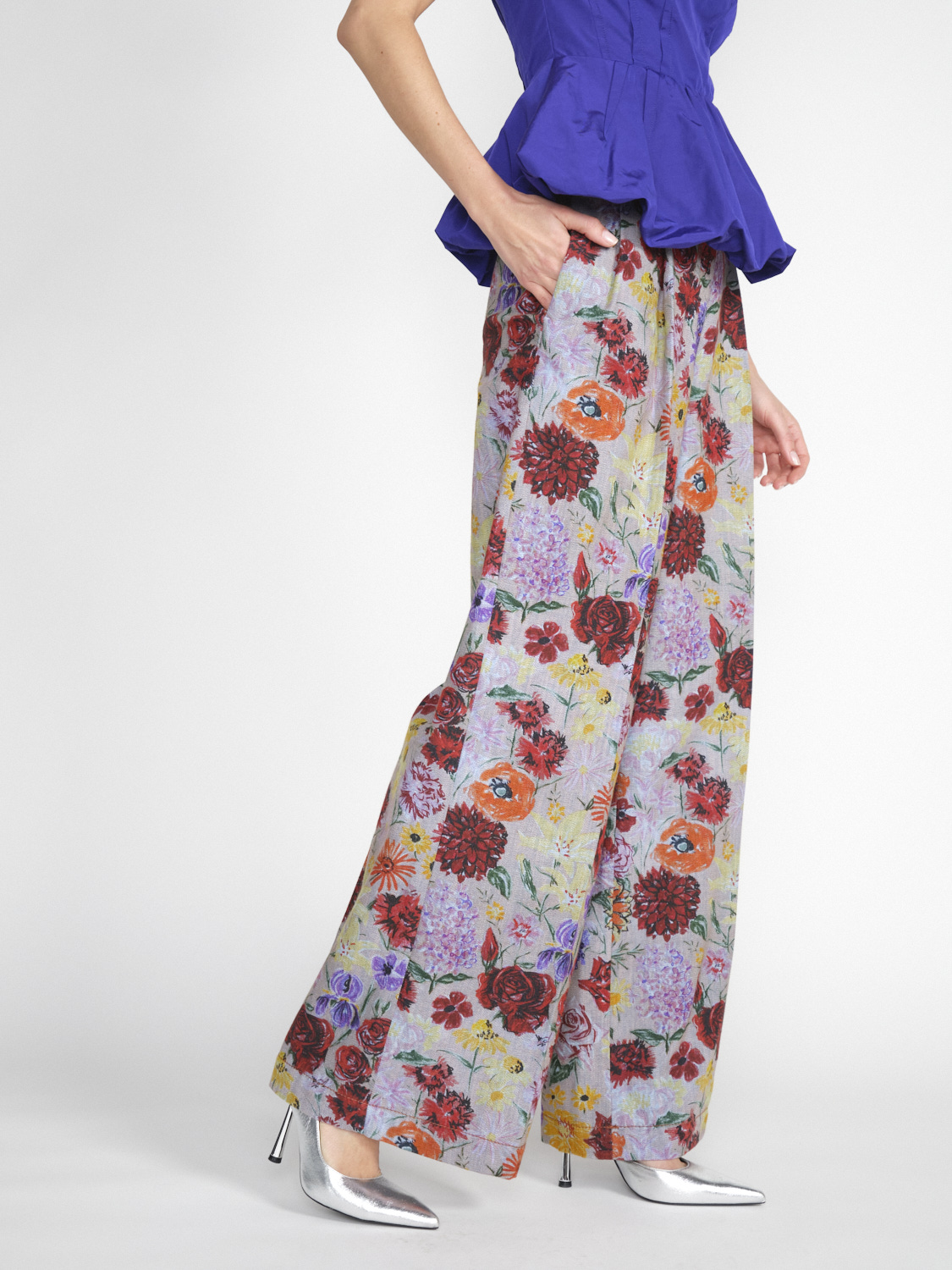 Odeeh Wide cotton trousers with floral print  multi 36