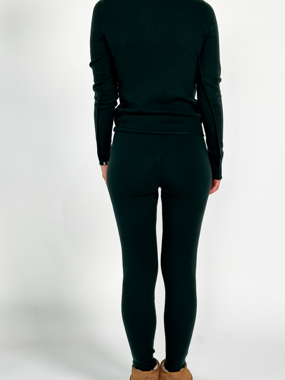 Extreme Cashmere N°372 Beat – slim trousers made from a cashmere blend  green One Size