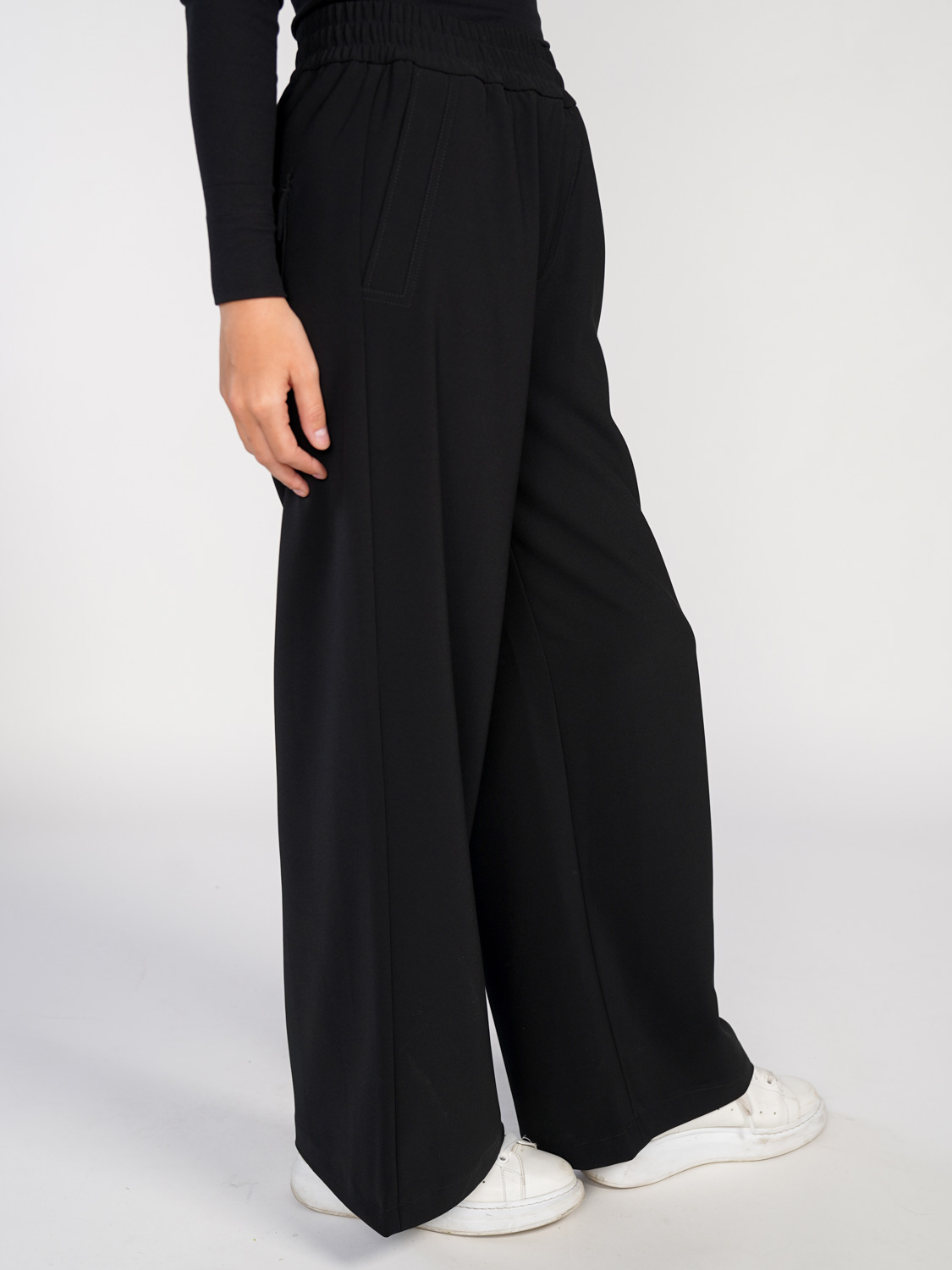 Rossi Judy – Straight wide-leg trousers  black XS