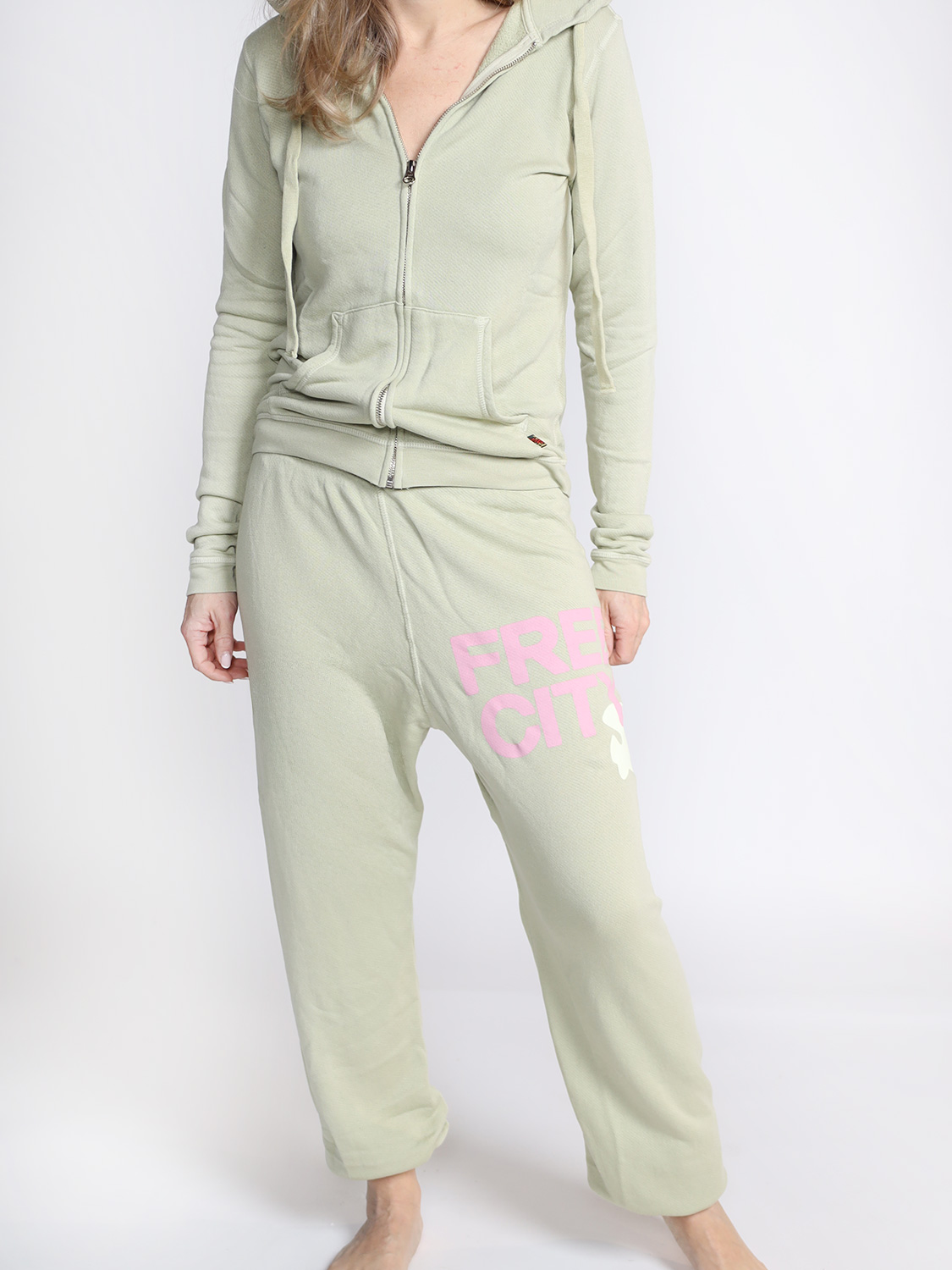 Free City Superfluff - Jogging trousers in cotton blend     hellgrün XS