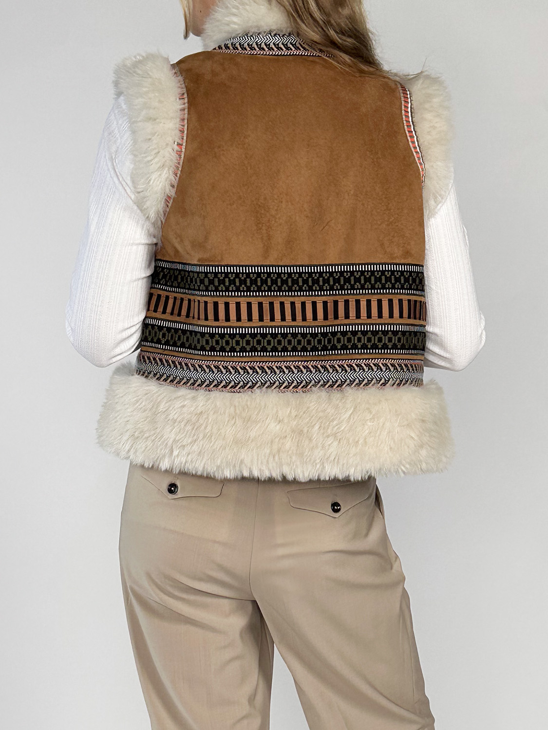 Bazar Deluxe Fur vest with embroidered pattern  camel 36