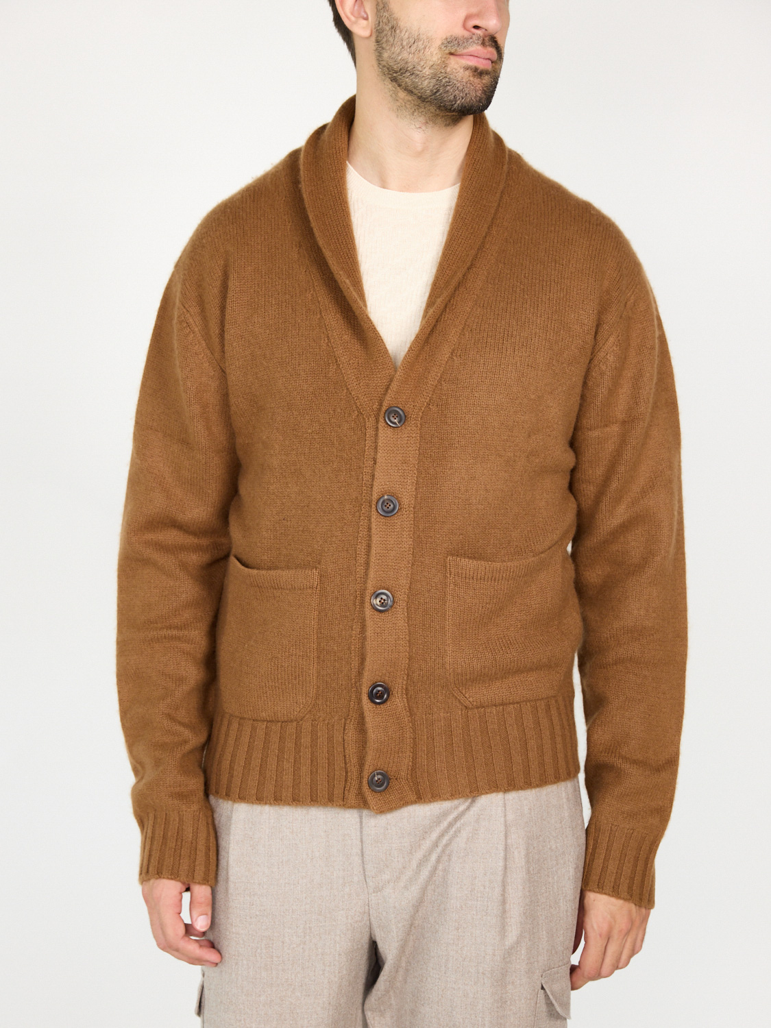 friendly hunting Cardigan mit aufgesetzten Taschen camel M