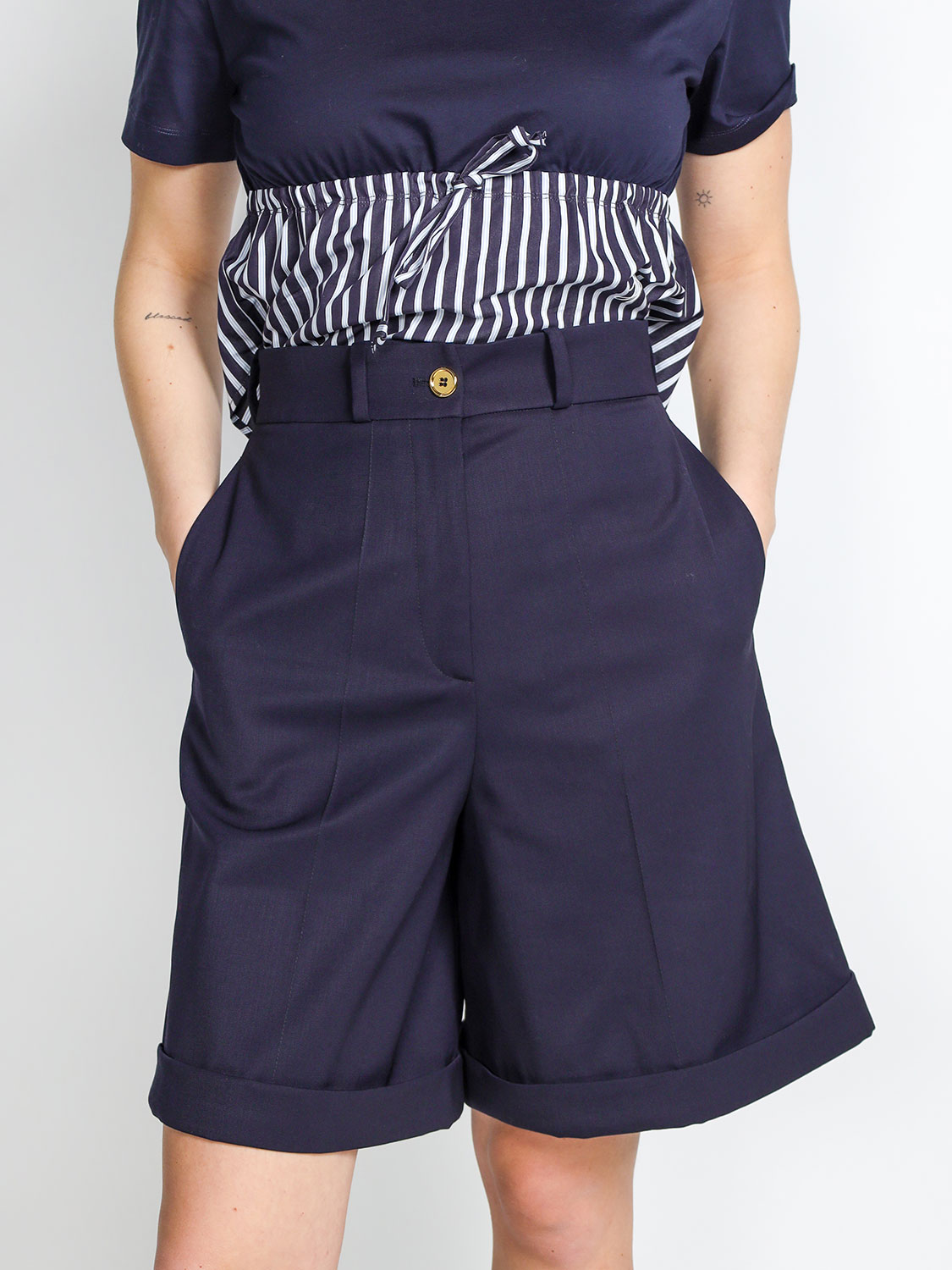 Patou Bermuda shorts made of virgin wool  36 marine