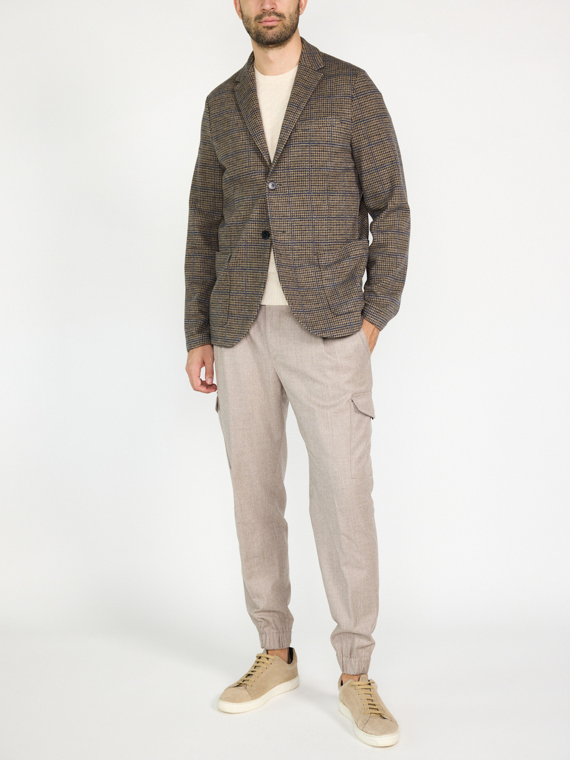 Harris Wharf London Blazer made from a patterned wool and cotton blend  multi 50