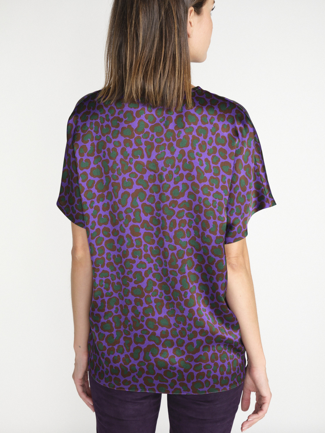 SIYU Animal – Satin-Bluse mit Leo-Print   morado 34