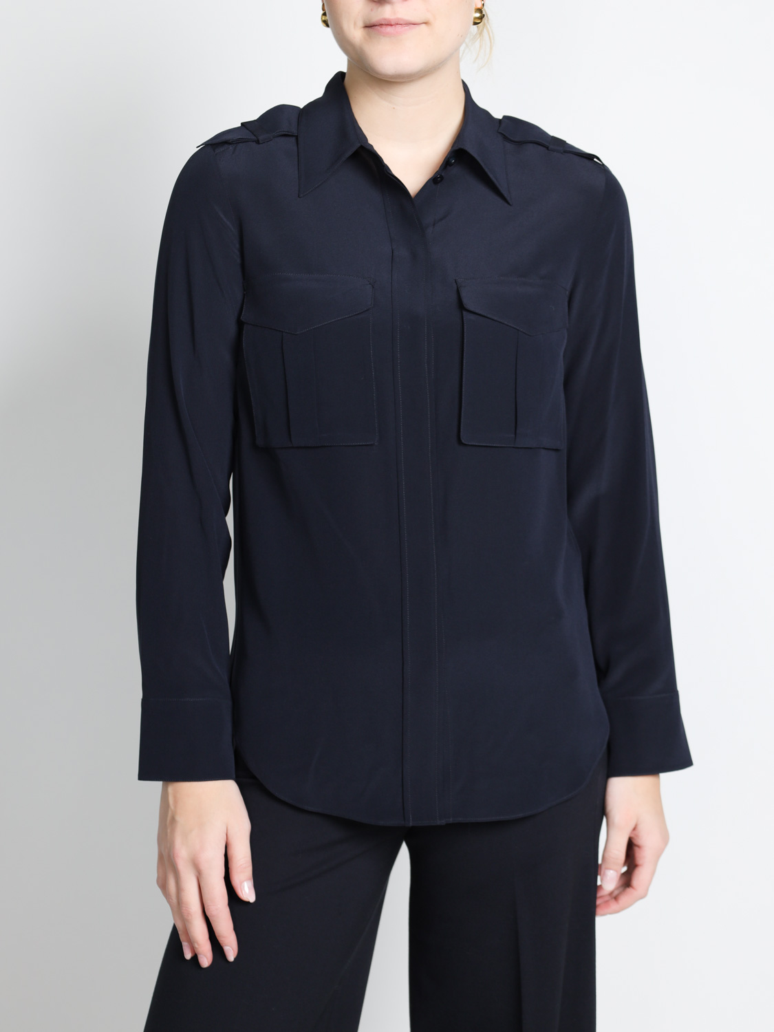 Dorothee Schumacher Striking Volumes – Bluse aus Seide   marine 34