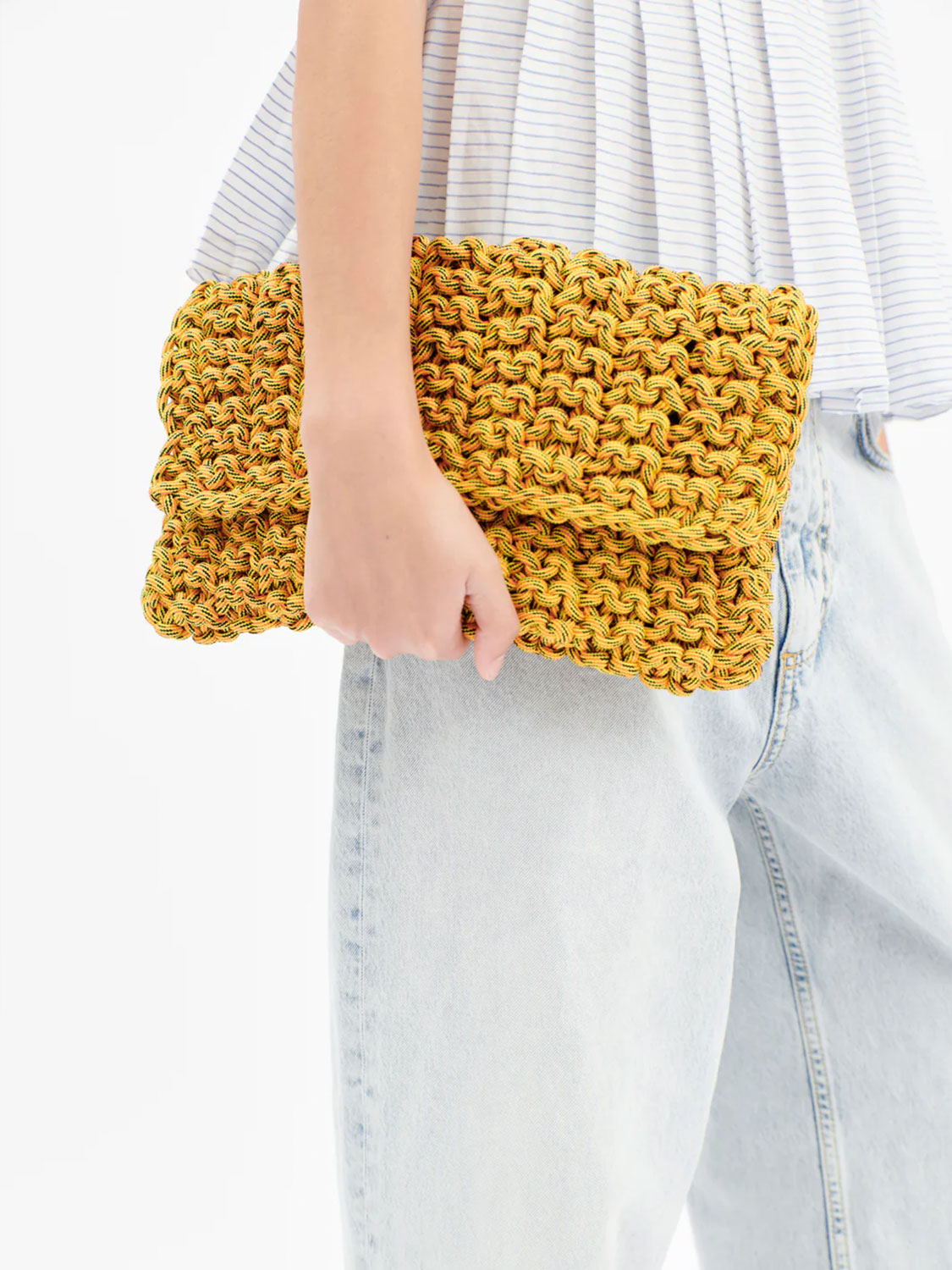 Odeeh Bag - Knitted clutch  gold One Size