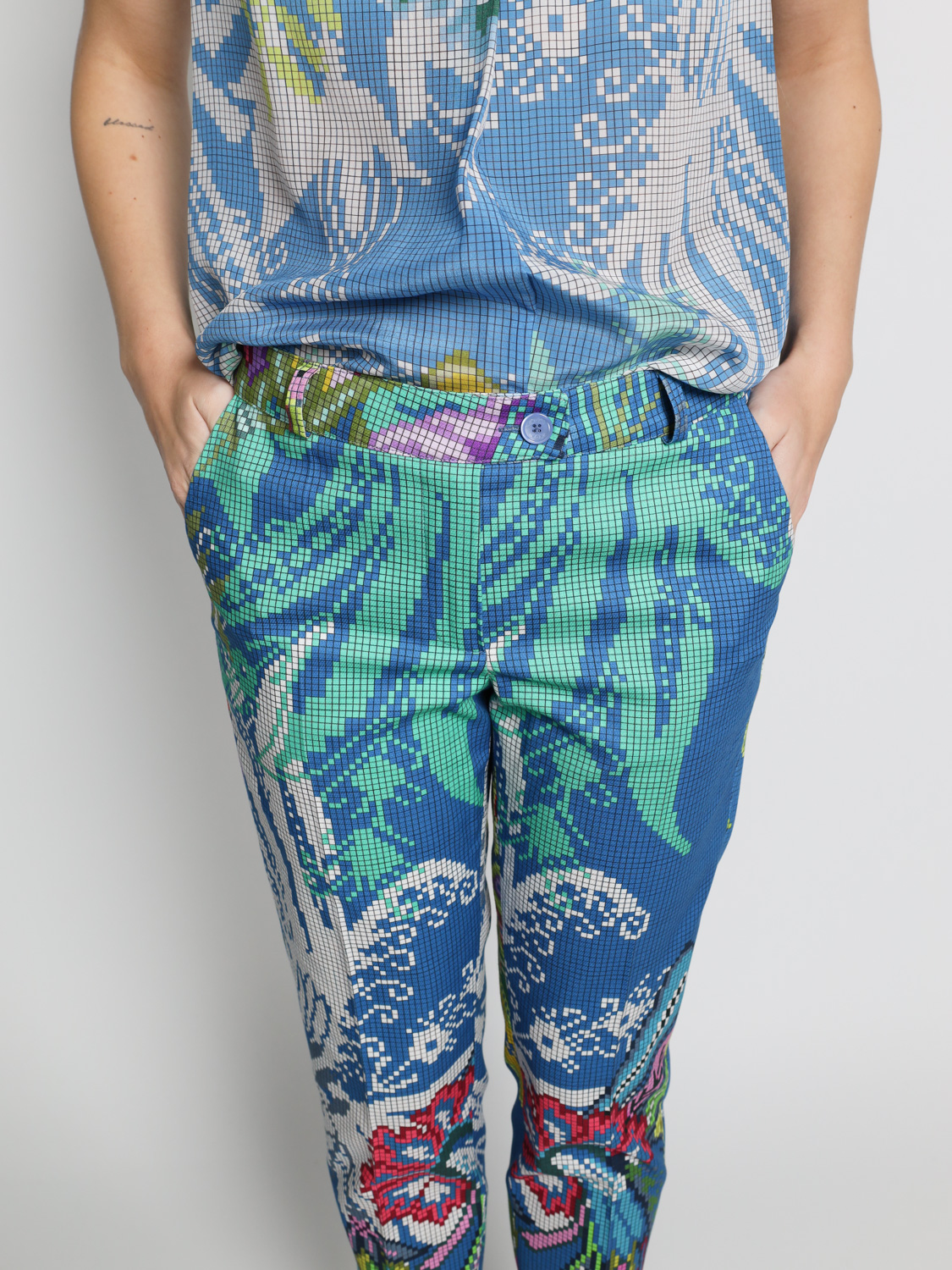 Maison Common Pants with box pattern  blue 38