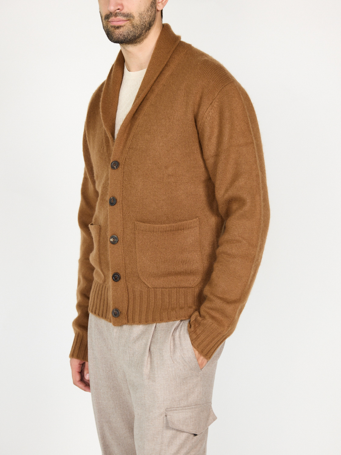 friendly hunting Cardigan mit aufgesetzten Taschen camel M