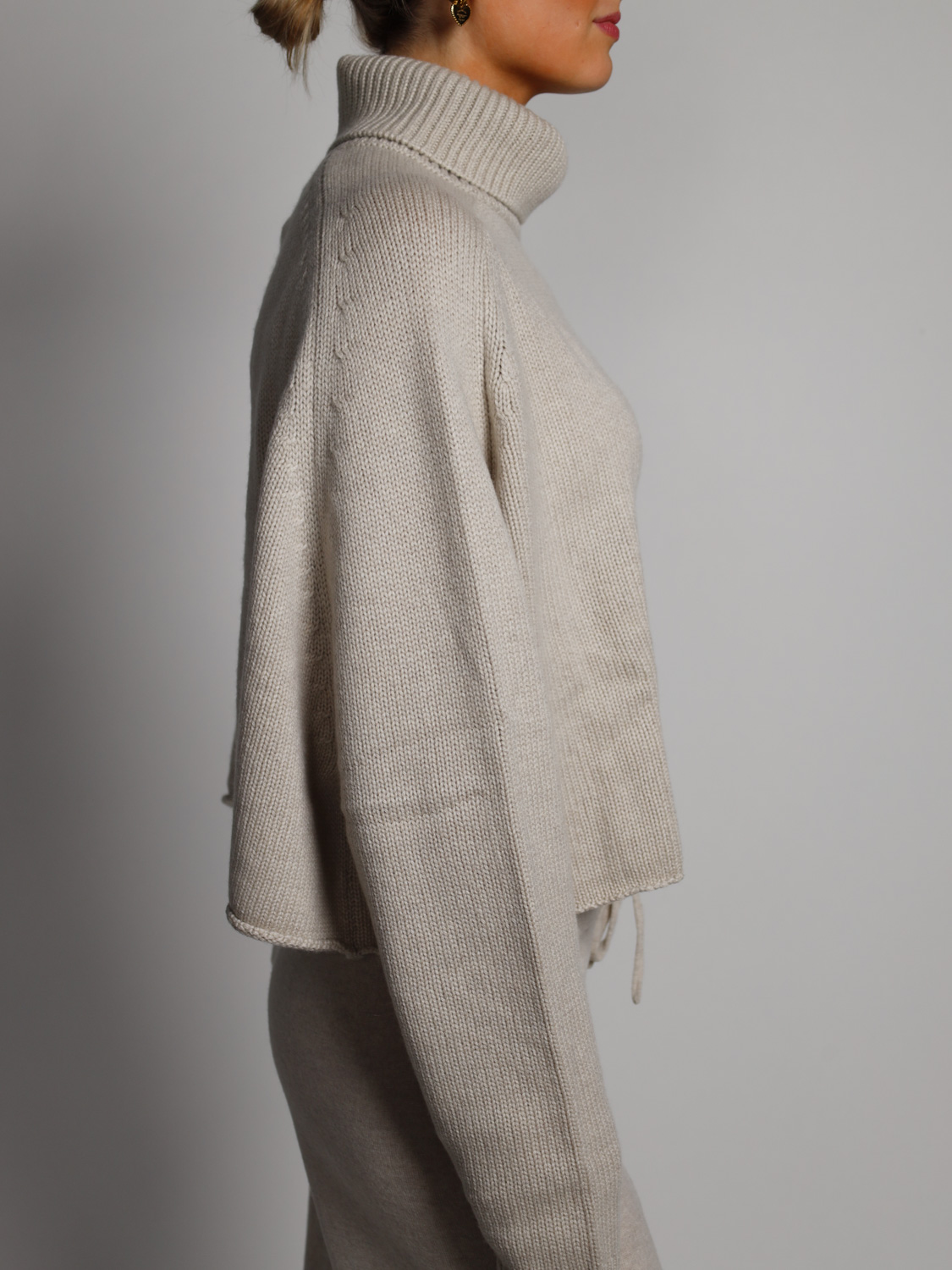 Lisa Yang Cathie cashmere turtleneck sweater  creme XS/S