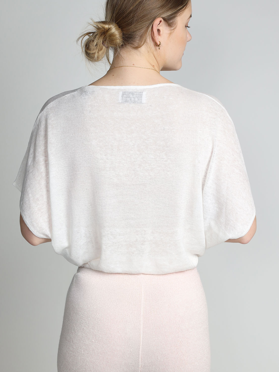 LU Ren Siglia- flowing shirt with V-neck  creme XS