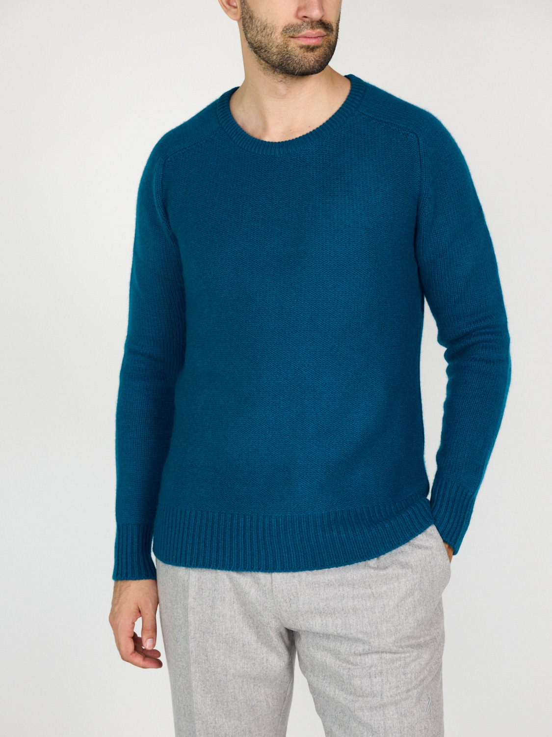 Cashmere sweater 